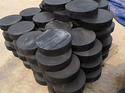滦南县板式橡胶支座由若干层橡胶片与薄钢板经加压硫化